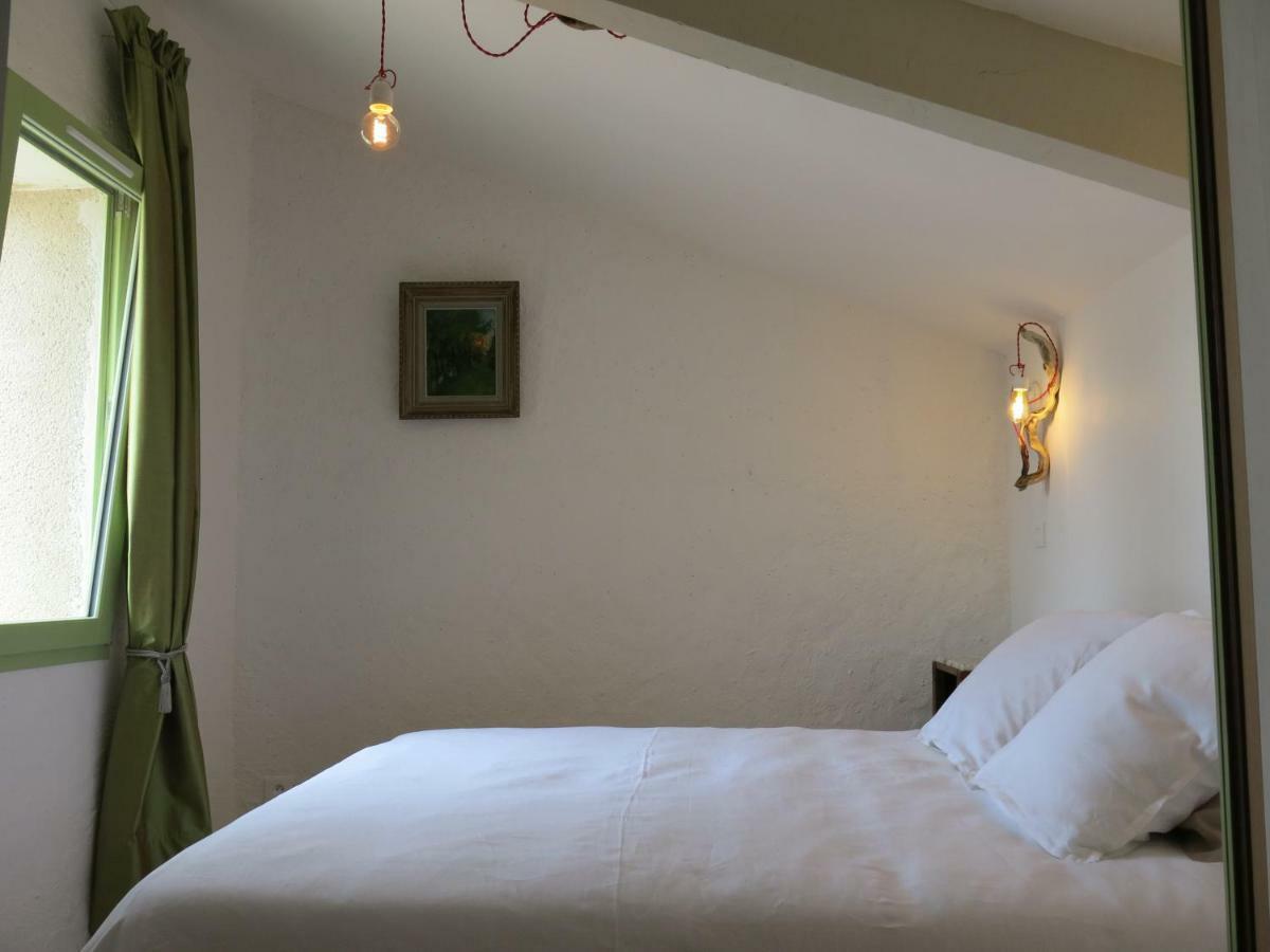 La Buissonniere Bed & Breakfast Oppède Exterior foto